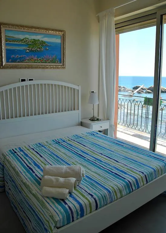 Appartement Taorminaxos Wonderful Seaview à Giardini-Naxos Italie